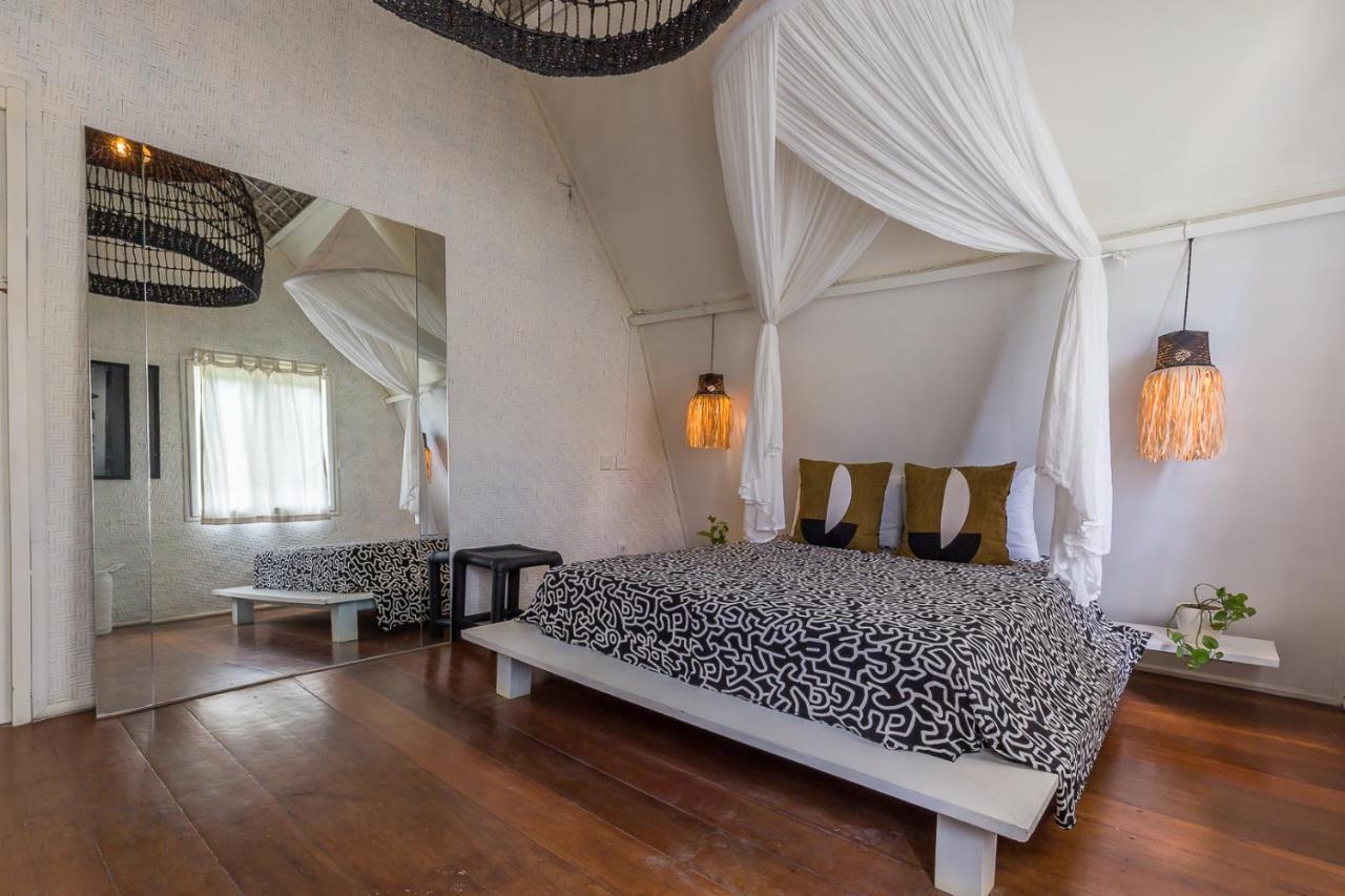 Eco Bamboo Bungalow 3 Villa Canggu Dış mekan fotoğraf